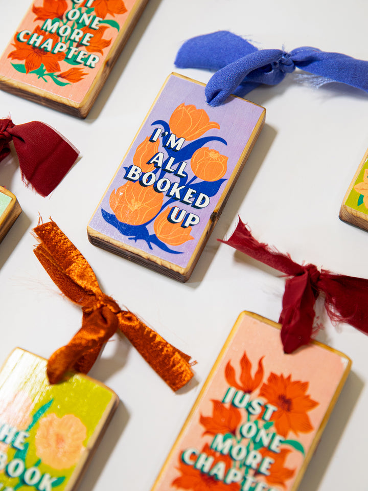 Bookish Sayings, Wood Ornament