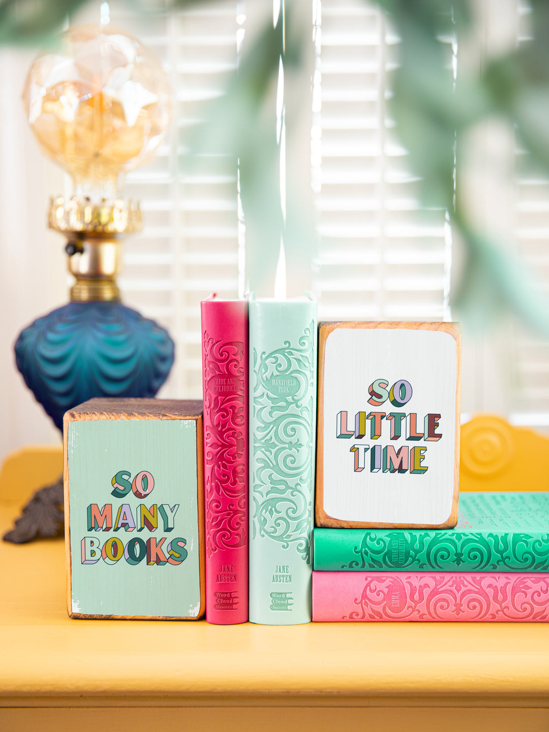 So Many Books, So Little Time bookend set